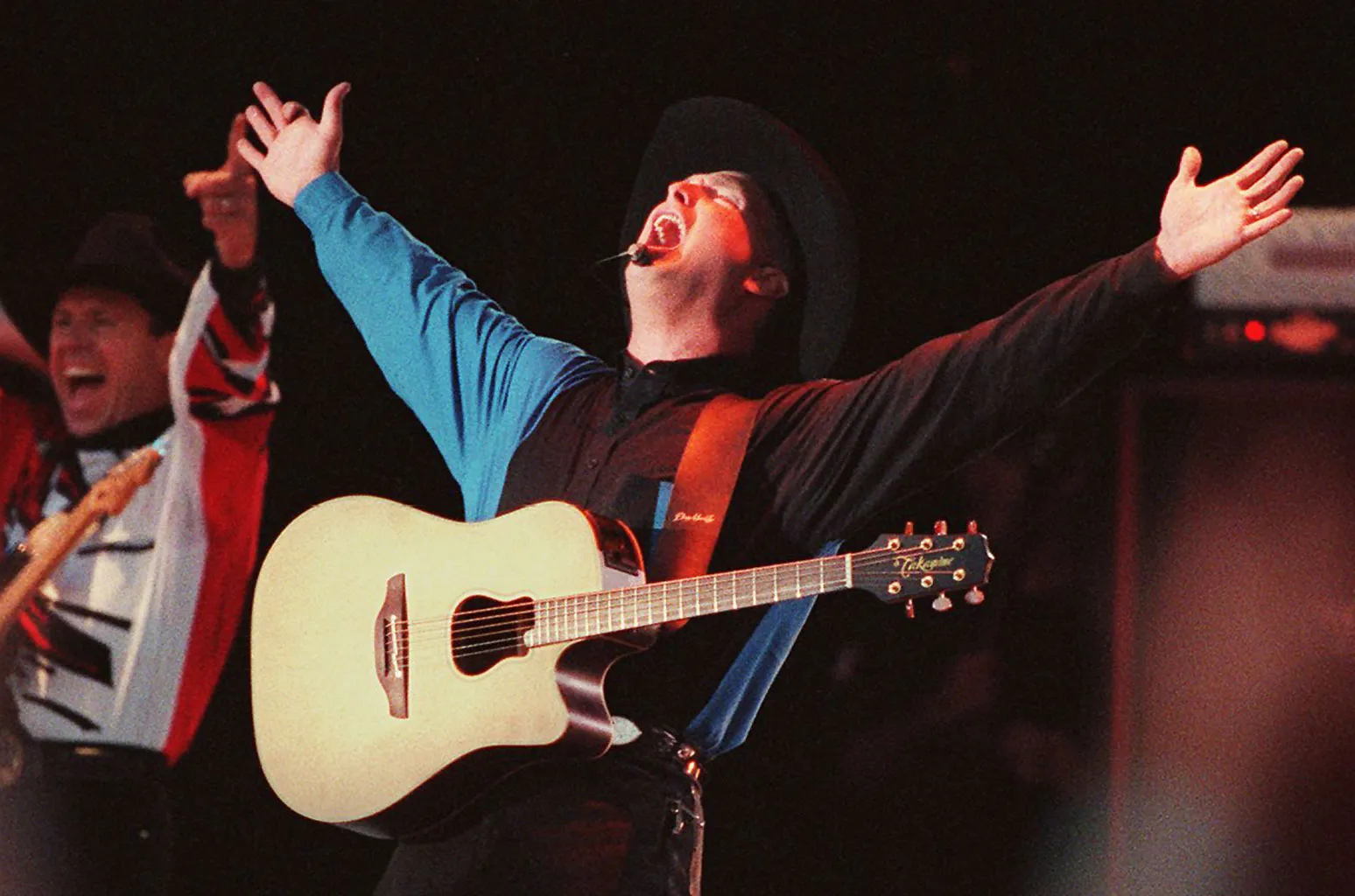 Garth Brooks in concert